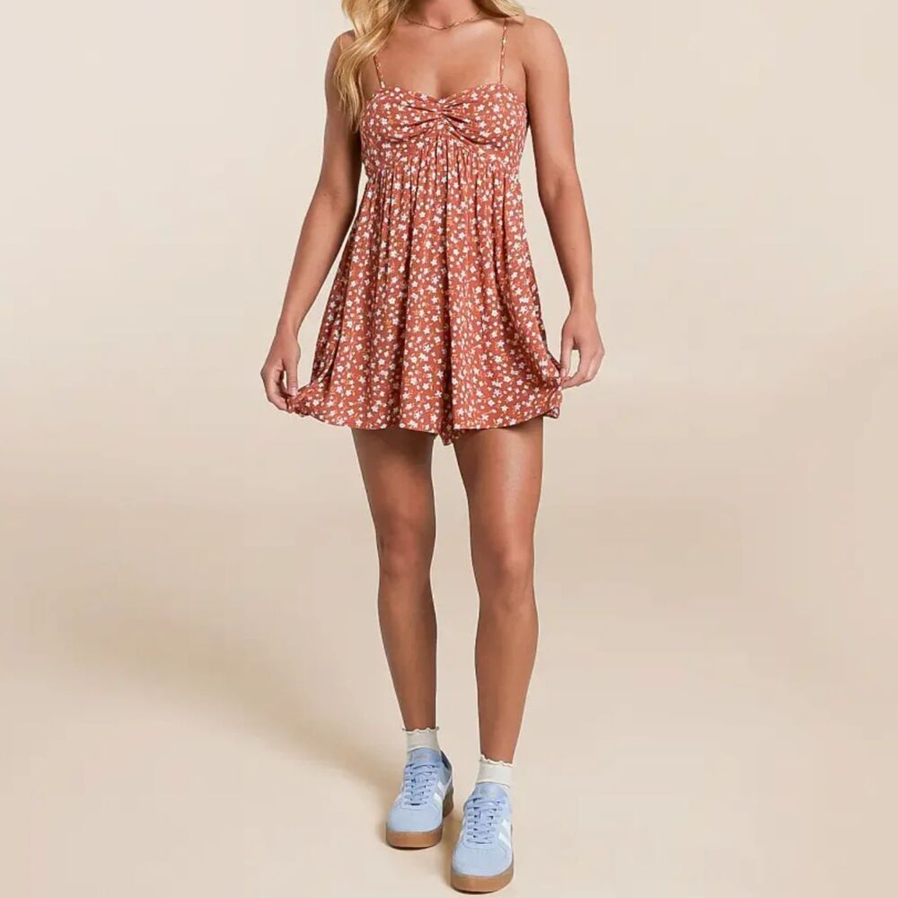 Billabong | Star Glow Romper Floral Print Adjustable Straps Size Medium